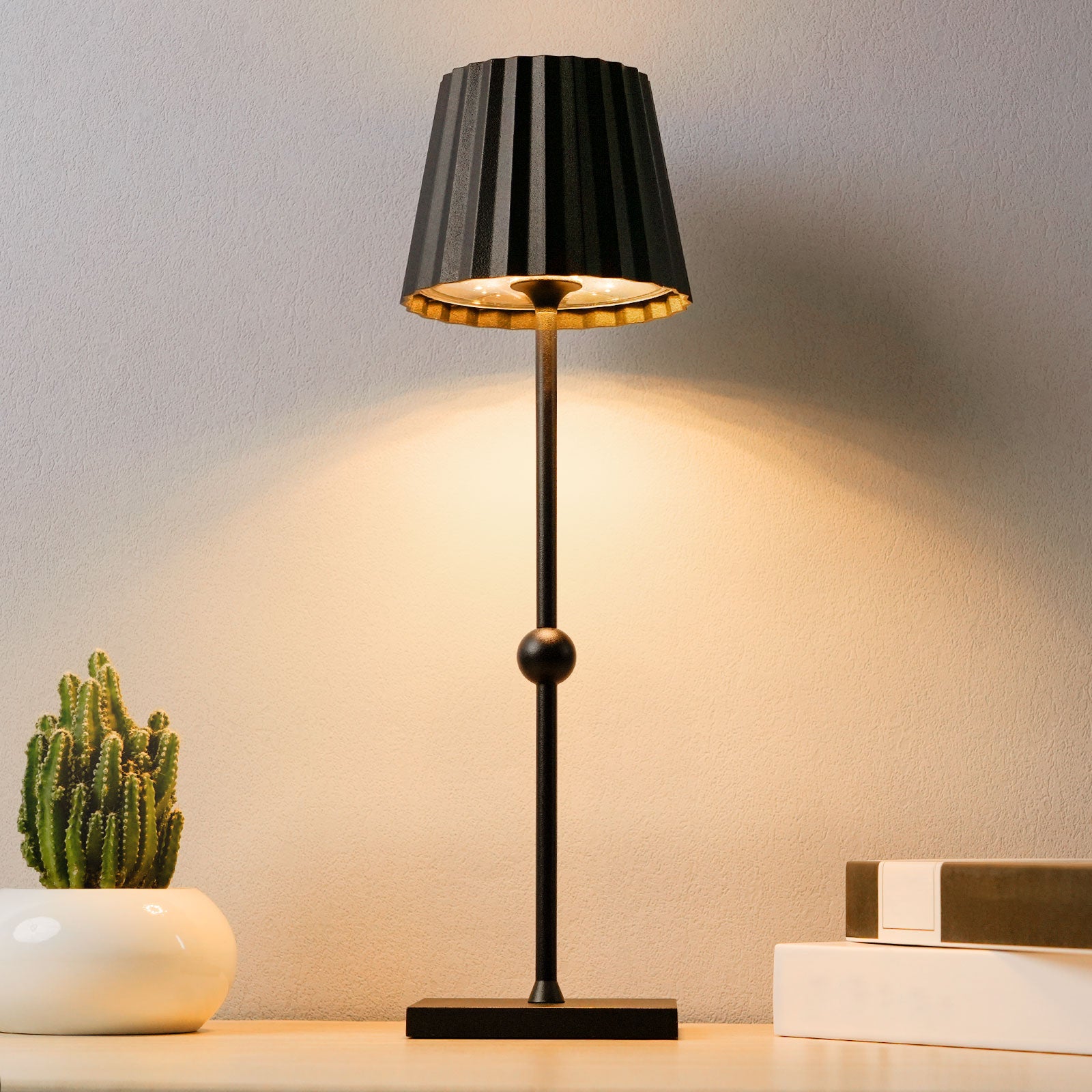 Cordless Table Lamp Silva B - LED Portable & Rechargeable Touch Dimmable
