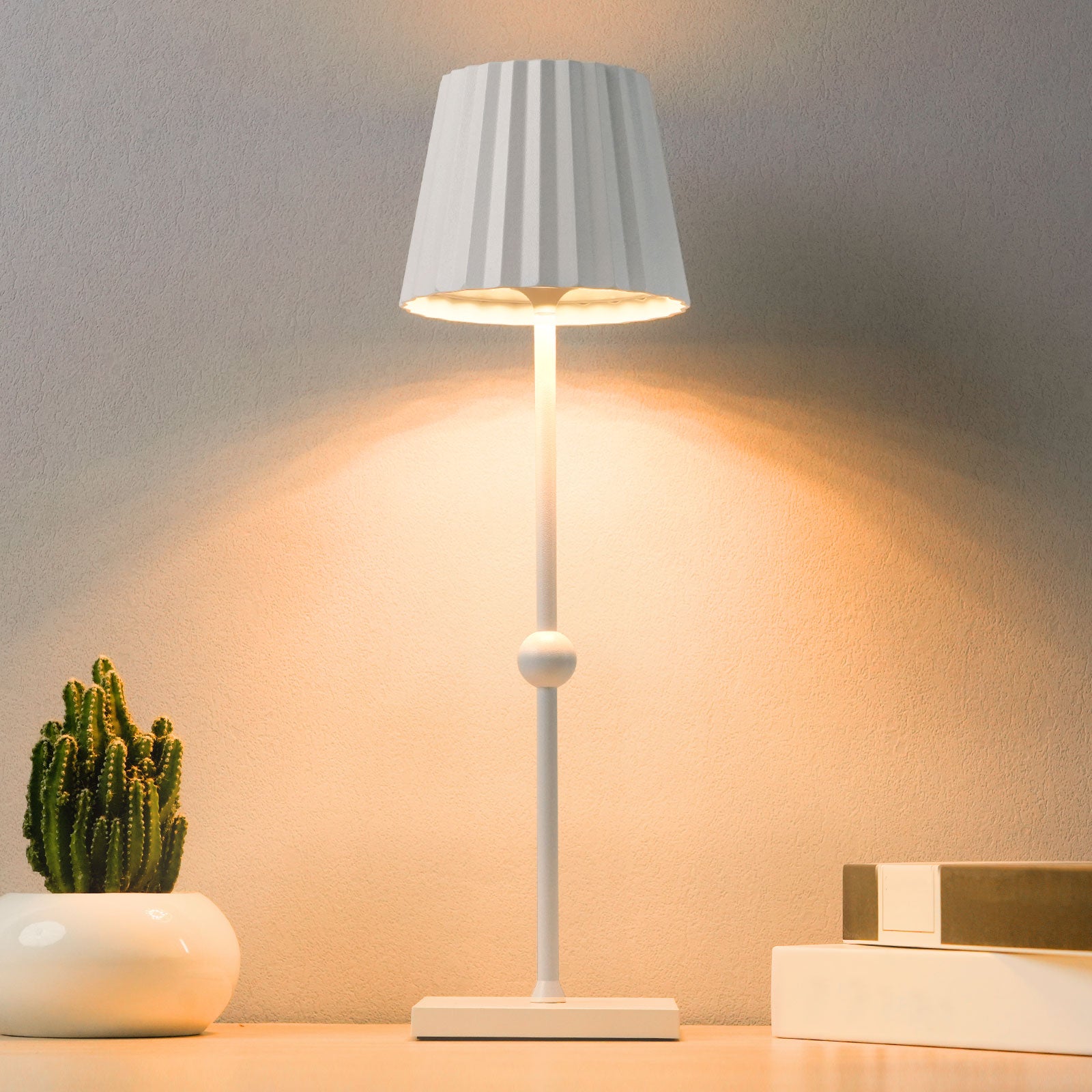Cordless Table Lamp Silva B - LED Portable & Rechargeable Touch Dimmable