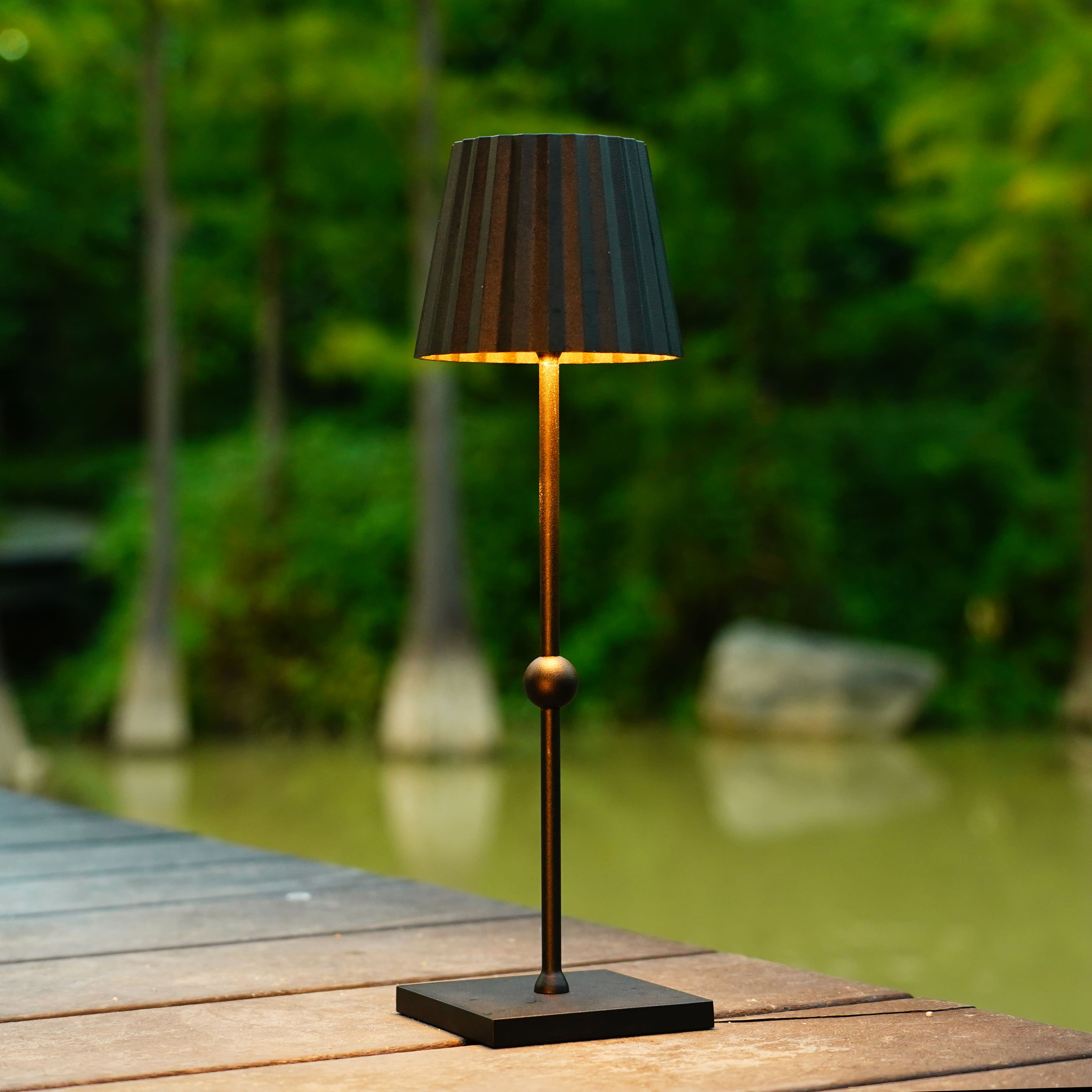 Cordless Table Lamp Silva B - LED Portable & Rechargeable Touch Dimmable